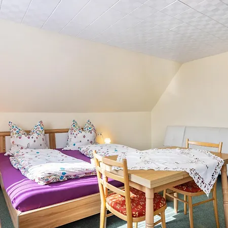 Haus Zapf 3*